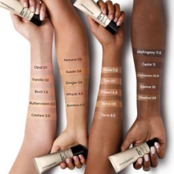 COMPLEXION RESCUE TINTED MOISTURIZER - FOUNDATION - Picture 8 of 13